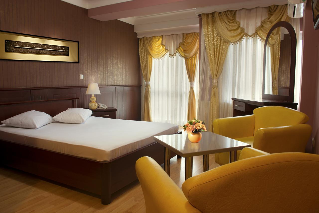 King Hotel 페야 외부 사진